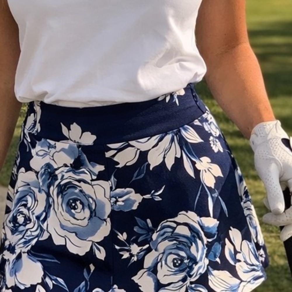 SC & Co Womens‎ Navy Blue Floral Golf Skort Size S Rose Print Active Skirt